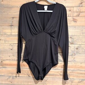 H&M Black Long Sleeve Bodysuit with deep v neck line size L